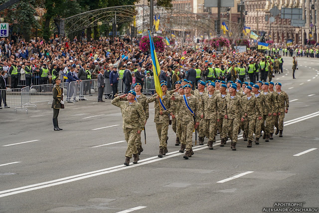 парад військ на День незалежності 2017 на Ukrainian Military Pages