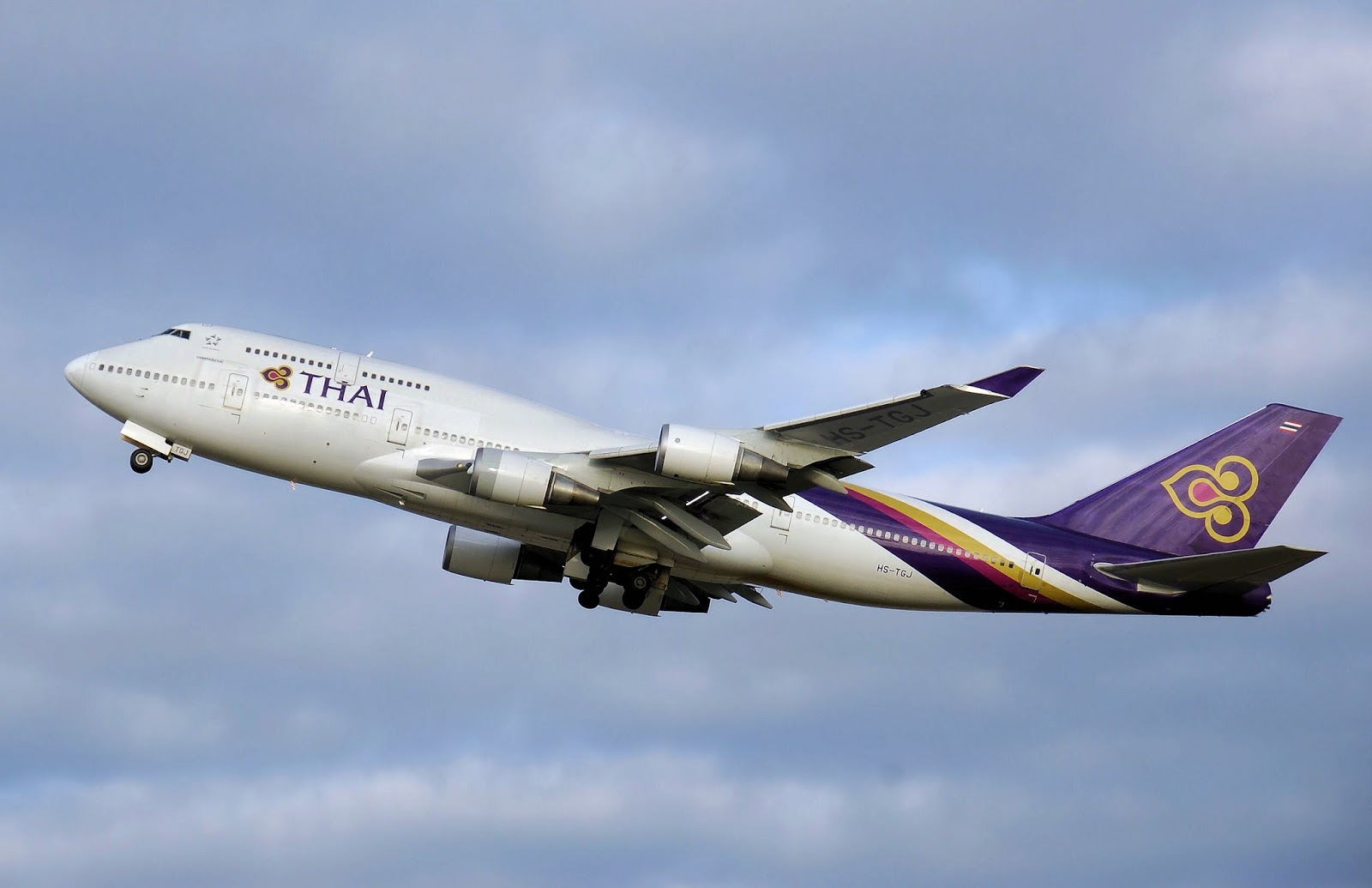 Aussie Flyer: Thai Airways Boeing 747-400 First Class