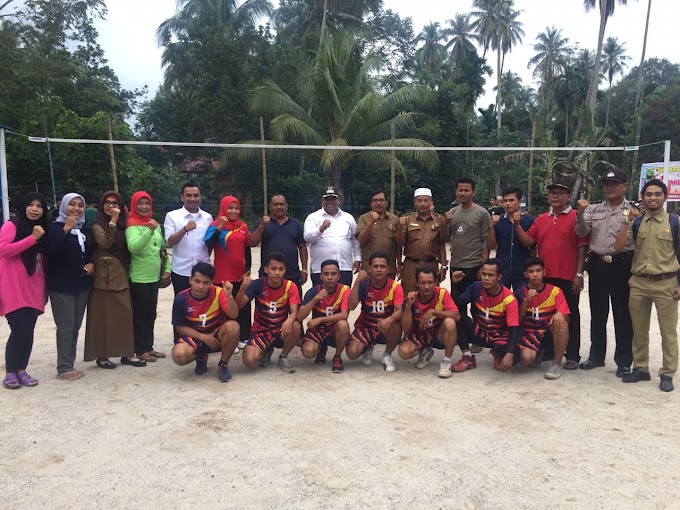 Saat Buka Open Turnamen Voly Ball di Koto Dalam Selatan, Wabup Suhatri Bur : Dulu Padang Pariaman Gudangnya Atlet Voly Ball