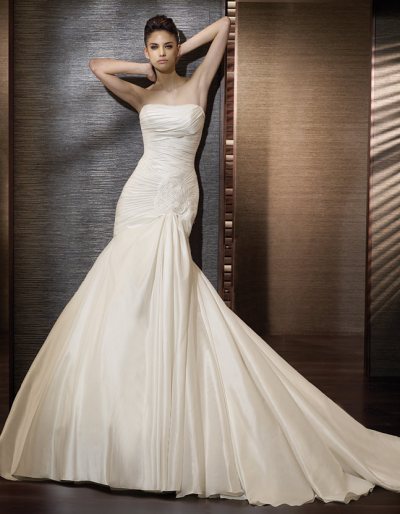 2011 wedding dresses