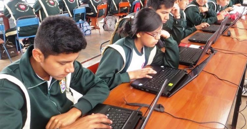 MINEDU alista inicio de clases virtuales como plan de contingencia