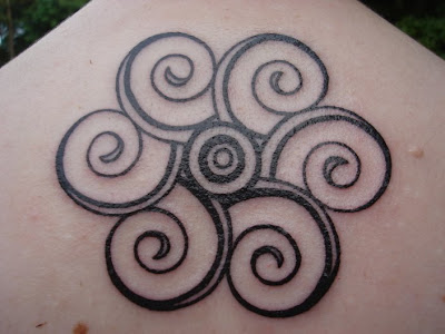 Round Design Tatoos