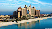 Dubai's Atlantis Beach Hotel Wallpaper