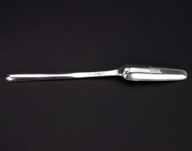 ANTIQUE 19thC GEORGIAN SILVER BONE MARROW SCOOP, W ELEY & W FEARN, LONDON c.1805