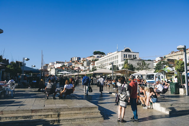 マルティン・モニス広場（Praça Martim Moniz）