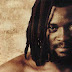 Lucky Dube sebagai salah satu superstar reggae terbesar di Negara Kulit Hitam & Dunia