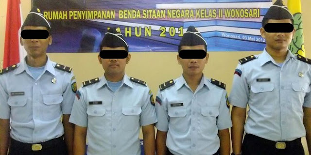 Mengapa PNS ikut-ikutan pakai seragam mirip TNI?