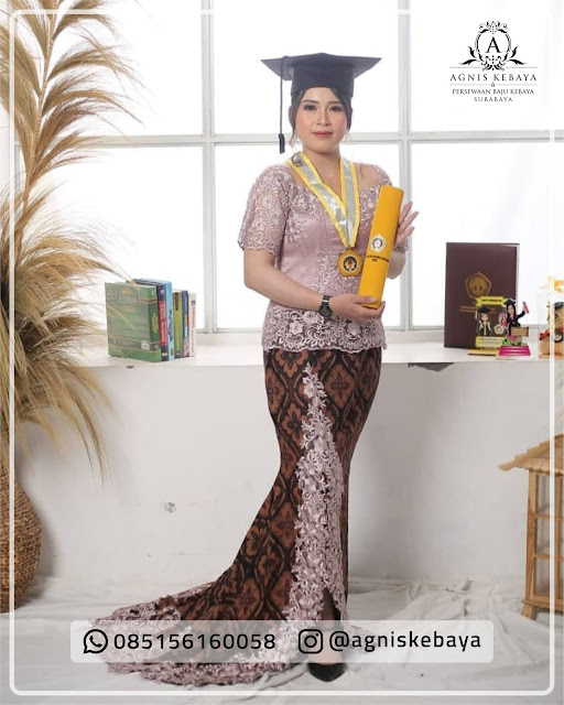 SEWA KEBAYA WISUDA MURAH SURABAYA