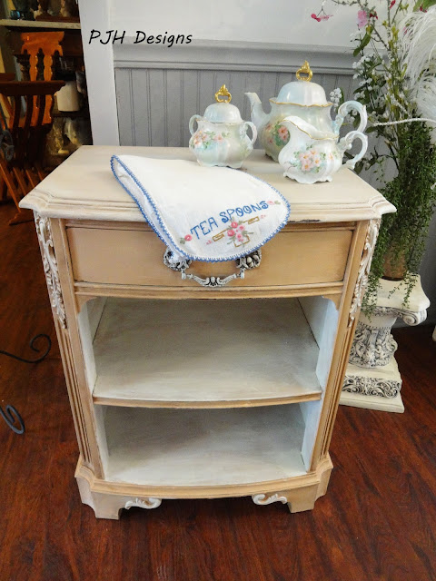 Peaches and Cream Table Makeover   PJH Designs