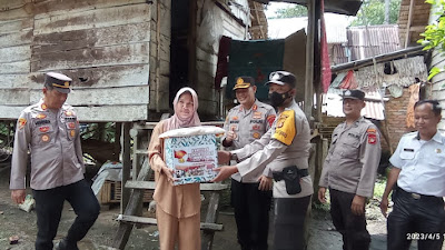  Bakti Sosial Ramadha­­n, Kapolres Muba Ba­g­ikan Sembako di Ke­ca­matan Lais
