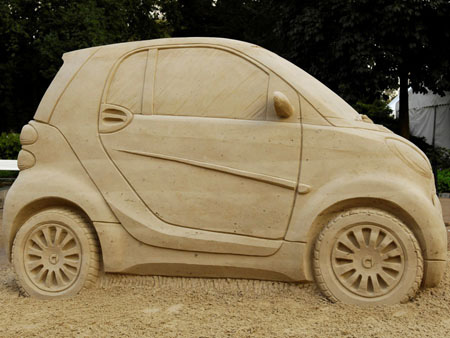 Creative Smart Car Sand Sculpture 3