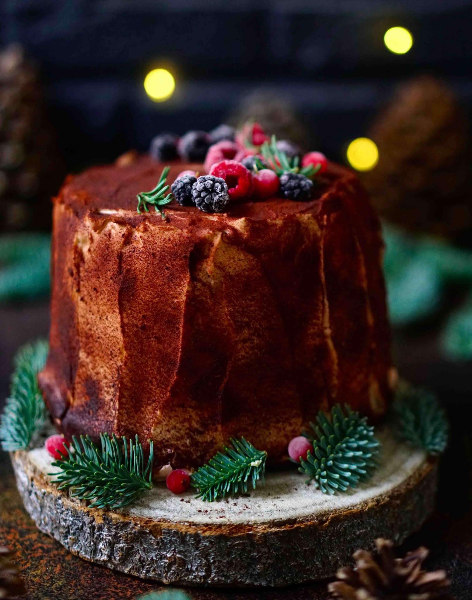 buche de noel , gateau roulé , cassis