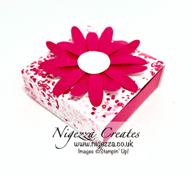 Nigezza Creates with Stampin Up Artisan Textures and The Medium Daisy Punch