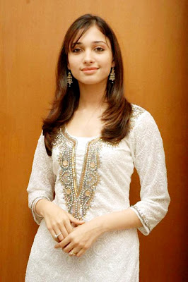 Sexy And Cute Tamil Actress Tamanna Photo Shoot