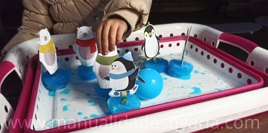 Juego sensorial con pingüinos