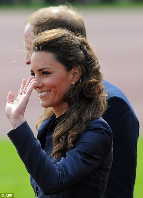 Kate Middleton will wear her hair down on her wedding day