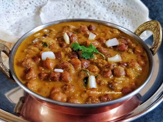 Kadala Curry Kerala Style In Pressure Cooker |  Black Chickpeas Curry