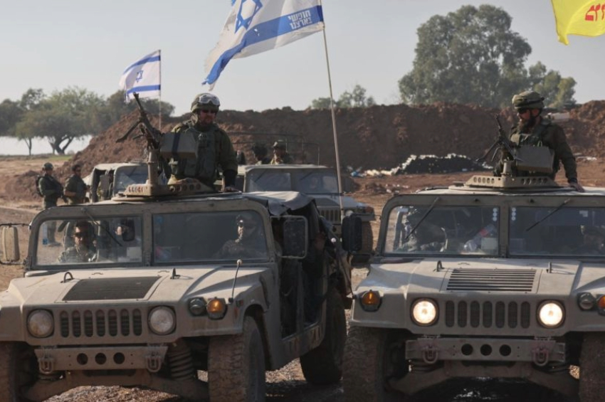 Soldados israelenses localizados perto da fronteira de Gaza, no sul de Israel | Foto: EFE/EPA/ABIR SULTAN