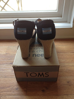 TOMS Sandals