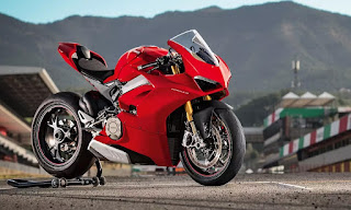 ducati 899 panigale opinioni