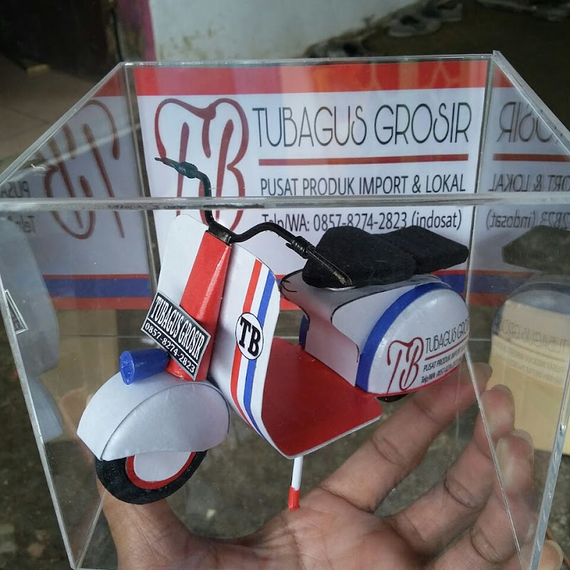 Miniatur Vespa Dari Kaleng  Larutan 