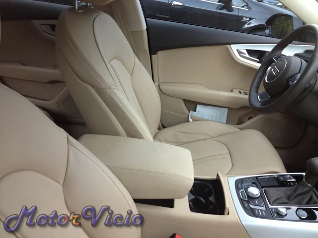 2013 Audi A7 - Preto e Interior bege