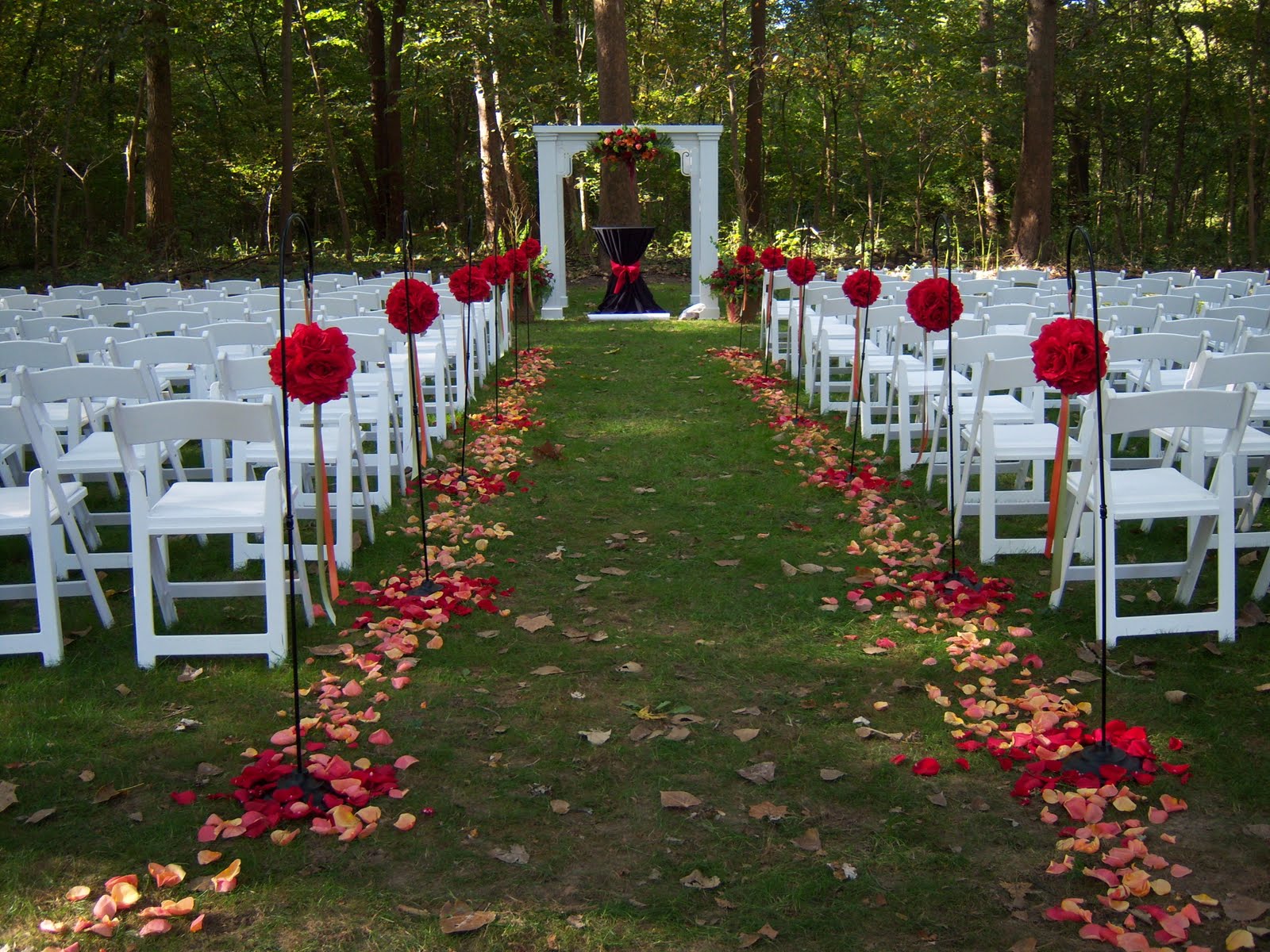 Weddingspies: Fall Outdoor Wedding  Fall Outdoor Wedding 