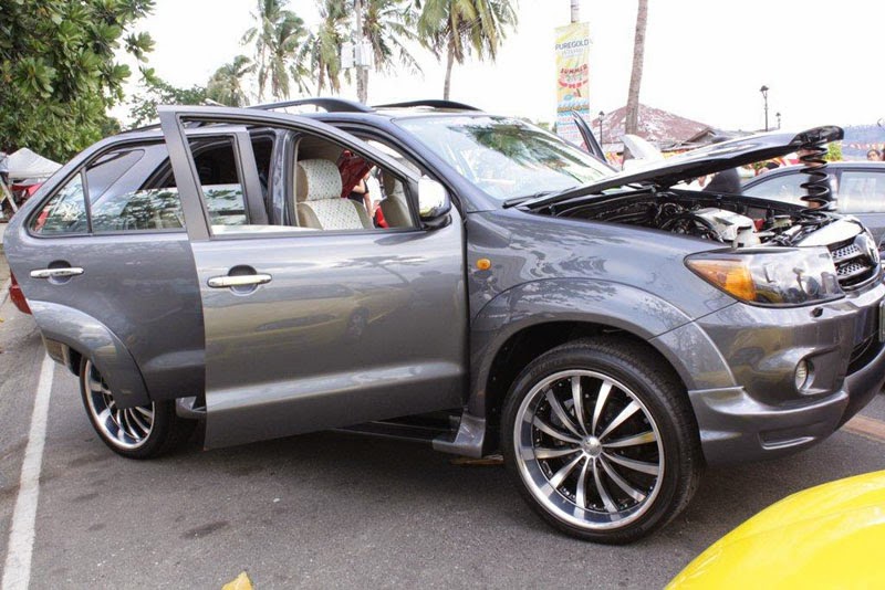  Modifikasi  Mobil  Toyota Fortuner  Keren Terbaru Modif 