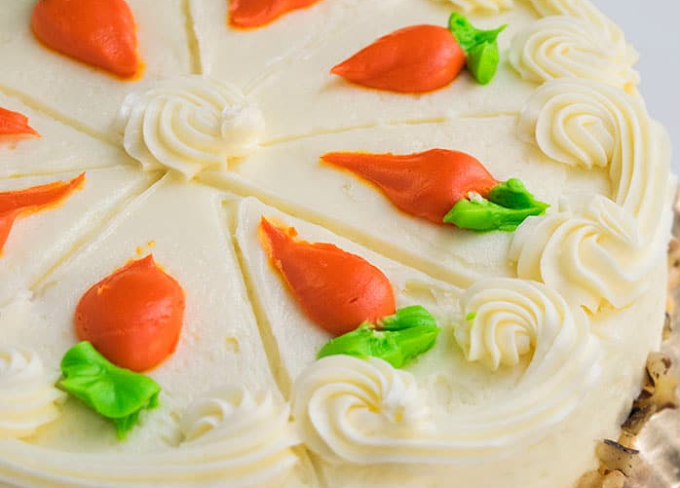 MOIST CARROT CAKE WITH CREAM CHEESE FROSTING #desserts #cakerecipe