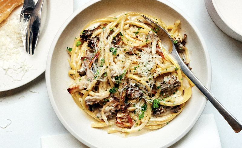 Creamy Pasta with Crispy Mushrooms