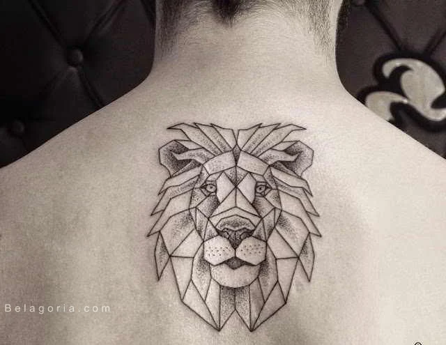 imagen de un tatuaje de león para mujer