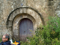 Portal d'entrada a Sant Esteve de Cal Pallot