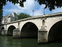 PARIS AU FIL DE L'EAU