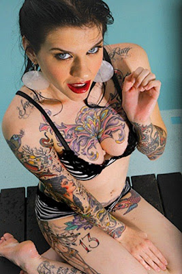 sexy woman with back tattoo sexy women with tattoos sexy tattoo girls