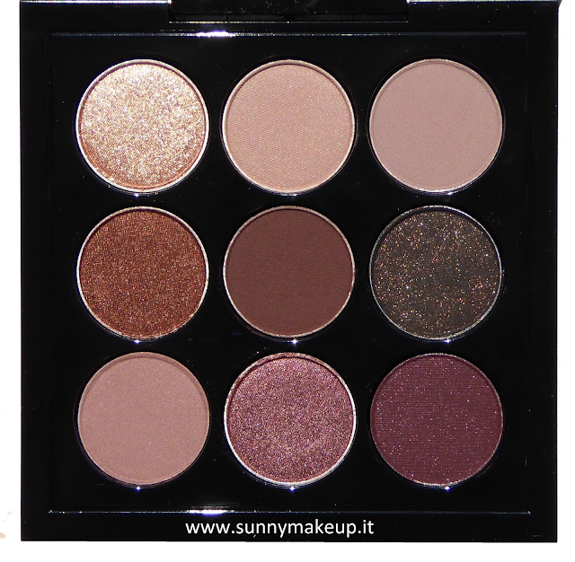 MAC Eye Shadow x 9 - Burgundy Times Nine. Palette di ombretti della collezione Eyes On MAC.