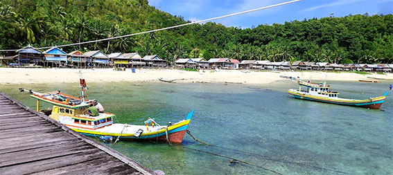 Wisata Pantai Pulau Serutu foto