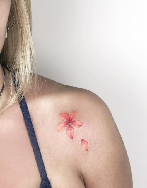 Mini tatuagens femininas 