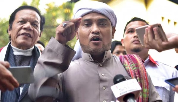 Sebut Wali Songo Bangsa China, Ngabalin Diskakmat Pentolan 212: Penghancuran Sejarah oleh Orang yang Ambisi Kekuasaan!