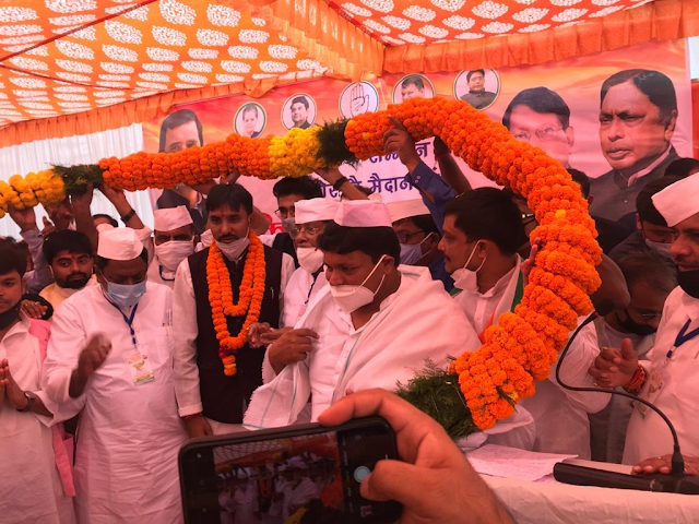 युवा नेता व जेवीएम के पूर्व विधानसभा प्रत्याशी रुद्र शुक्ला ने कांग्रेस पार्टी का थामा दामन