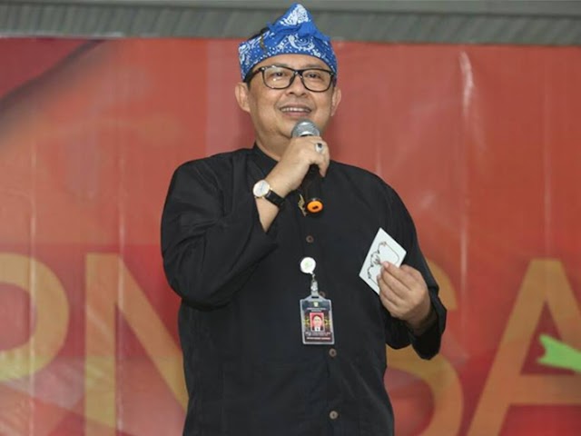 Yossi Irianto Menghadiri Kelulusan SD Sabang Bandung