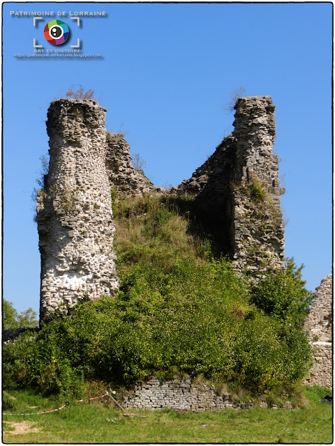 BLAMONT (54) - Château-fort