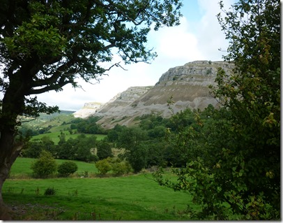 12 eglwyseg rocks