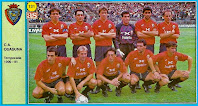 CLUB ATLÉTICO OSASUNA - Pamplona, Navarra, España - Temporada 1990-91 - Castañeda, Pepín, Urban, Roberto, Ibáñez y Martín González; De Luis, Sola, Martín Domínguez, Merino y Ciganda - CLUB ATLÉTICO DE MADRID 2 (Juanito, Vizcaíno) CLUB ATLÉTICO OSASUNA 2 (Bustingorri, Urban) - 07/10/1990 - Liga de 1ª División, jornada 6 - Madrid, estadio Vicente Calderón