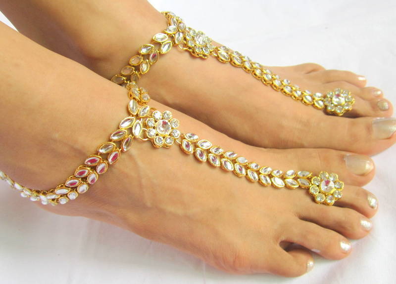 92.5 Silver Traditional Toe Ring Attached Anklet - Silver Palace