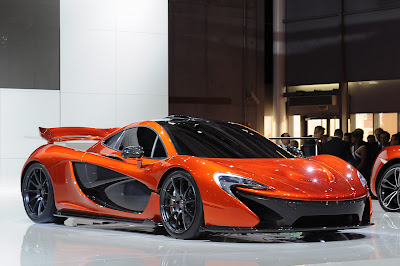 Mclaren P1 paris