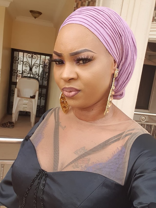 London Stylish lady,Bassy Bims Steps Up Her Fashion Style