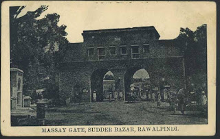  1910s: Massey Gate