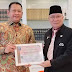 Ketua MPR RI Terima Certificate of Appreciation dari PPWI Nasional