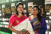 Nirosha Ramki and Sister Radhika Sarathkumar (1).JPG
