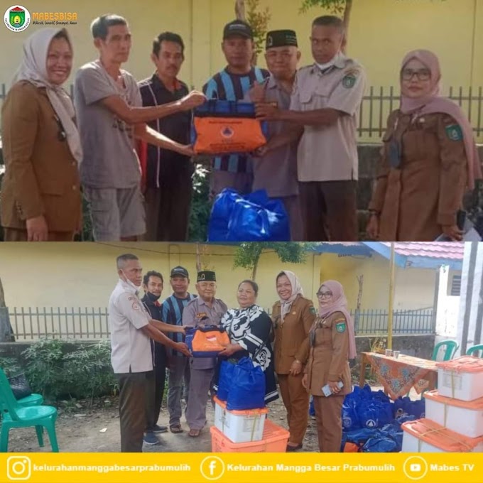 Lurah Mangga Besar Asniliaty, S.Si, M.Si menerima bantuan dari Pemerintah Kota Prabumulih melalui BPBD Kota Prabumulih untuk Korban Kebakaran di Kelurahan Mangga Besar dan diserahkan secara langsung Kepada Korban Kebakaran.